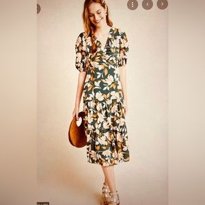 Anthropology Gal Meets Glam Tegan Ruched MIDI dress size 14 like new